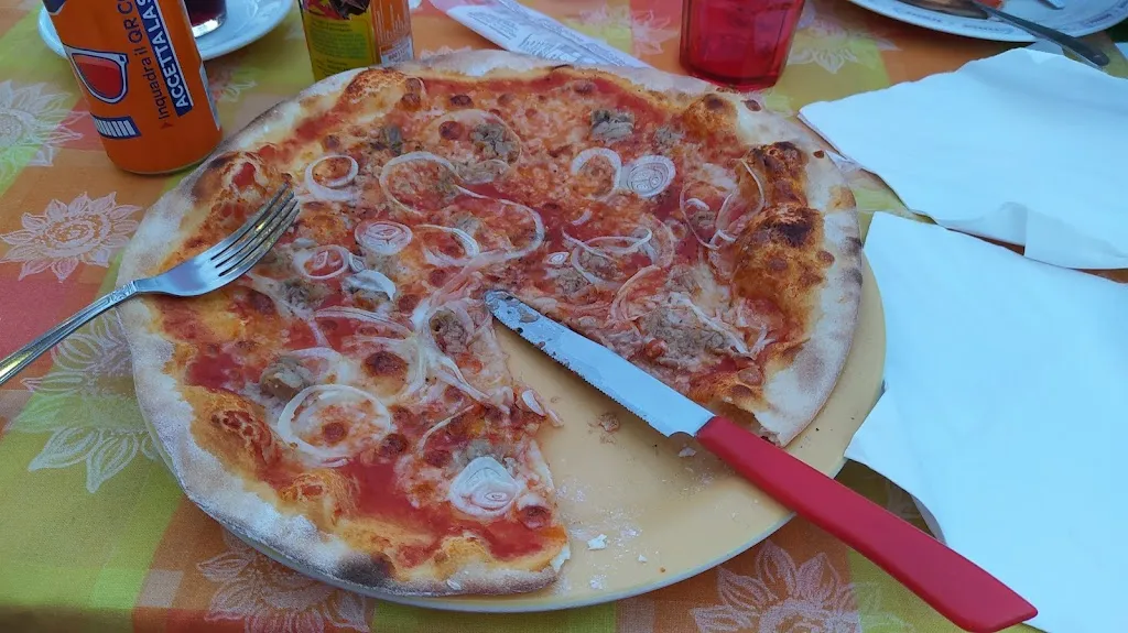 Merry Revived_Bar Pizzeria Ristorante 