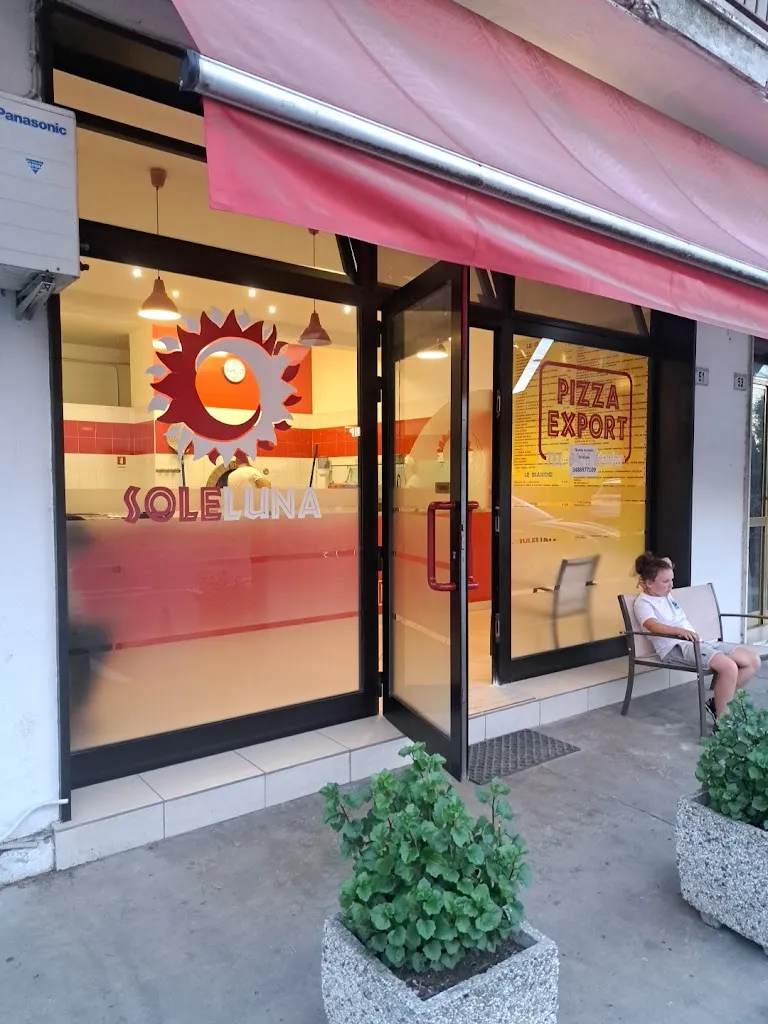 Pizza Export Soleluna restaurant in Rosolina