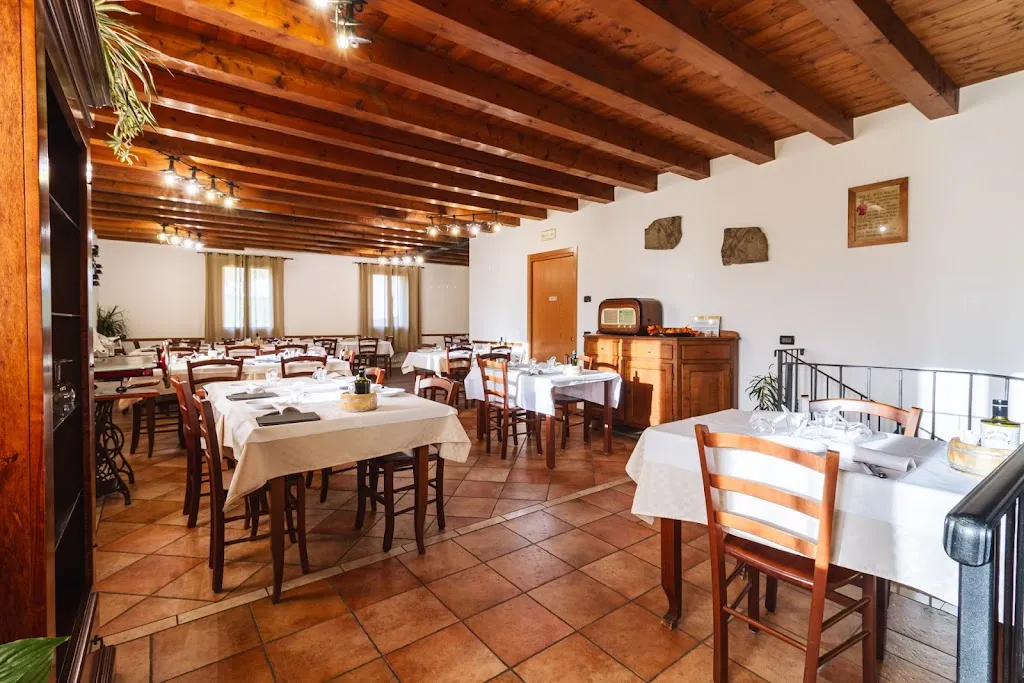 La Pietra Nera_San Giovanni Ilarione_slider_image_3