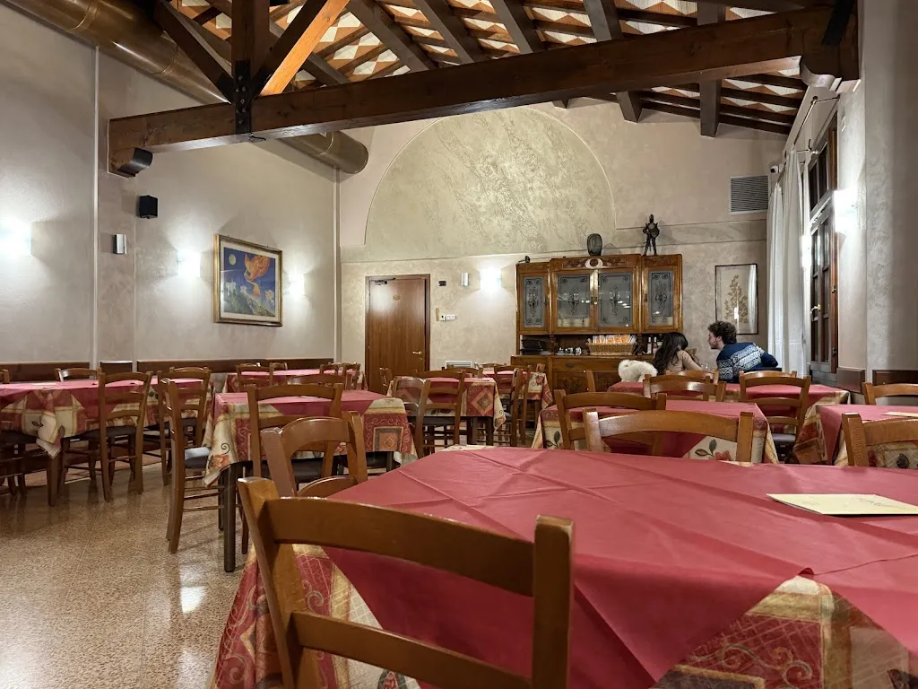 Pizzeria Ciroli Di Dalla Valle Mauro E Andrea Snc_San Giovanni Ilarione_slider_image_1