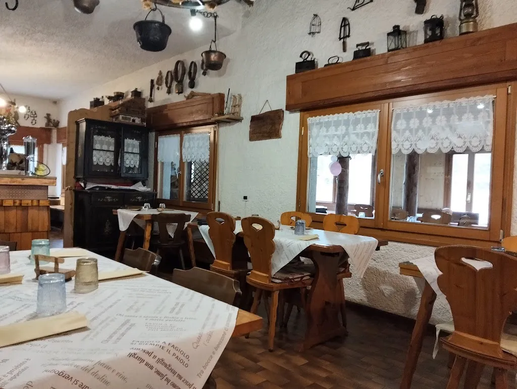 Baita Pian dei Osei_San Pietro di Cadore_slider_image_1