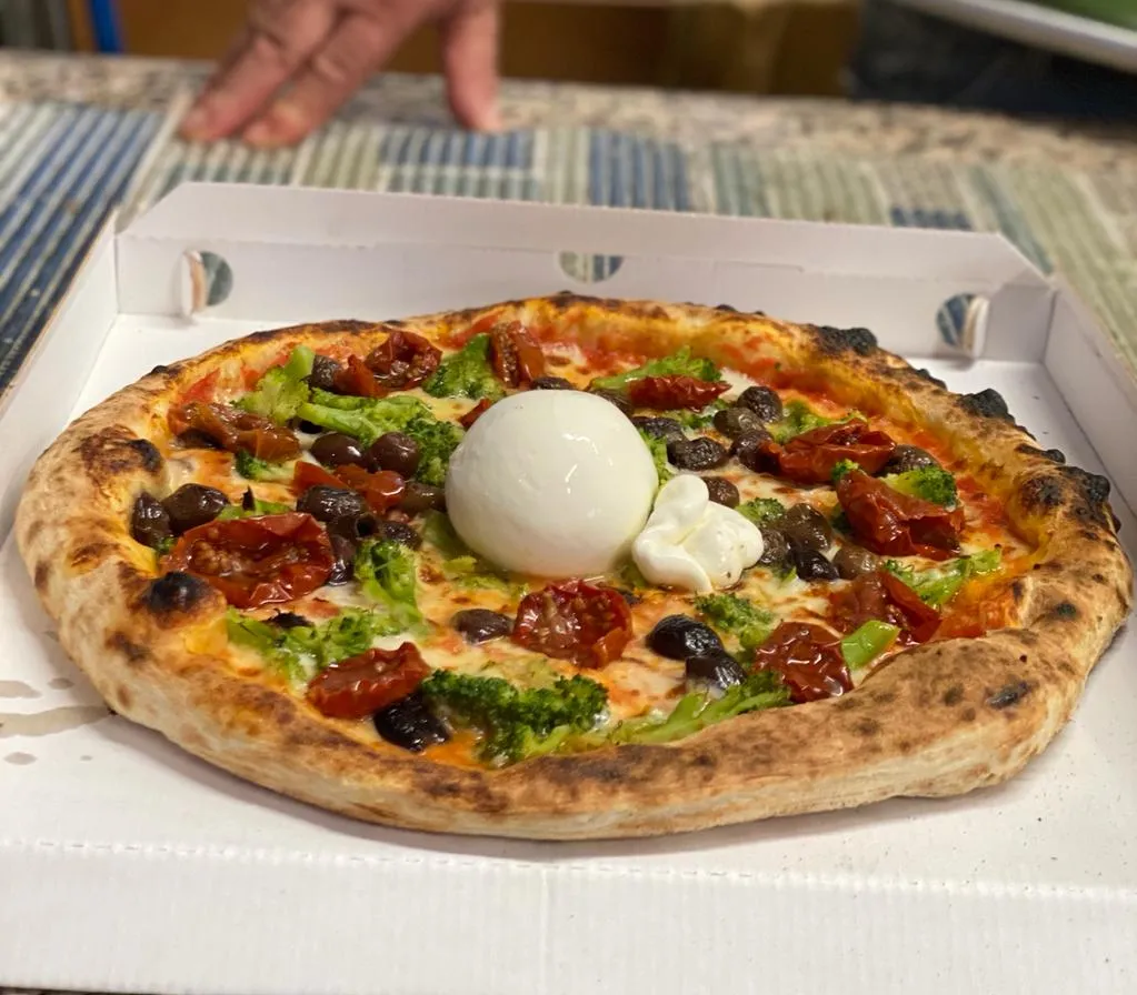 Desiderio di Pizza_San Pietro in Gu_slider_image_2