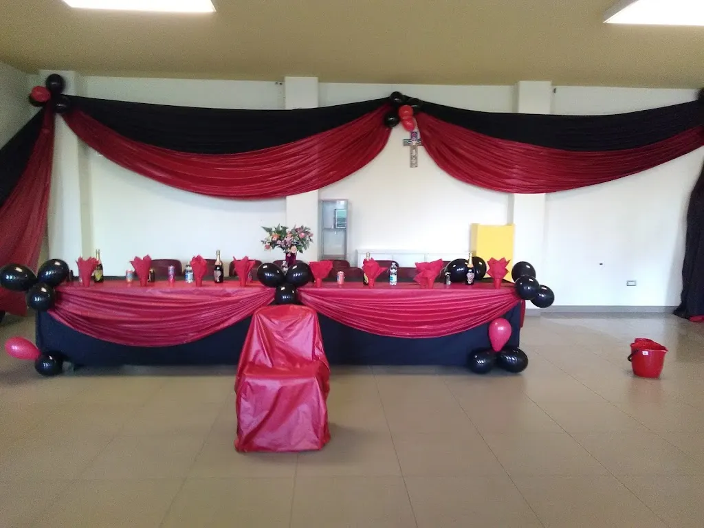 Yaw Danise_EIGHT AND A HALF CAFE '_San Pietro in Gu_Bewertung