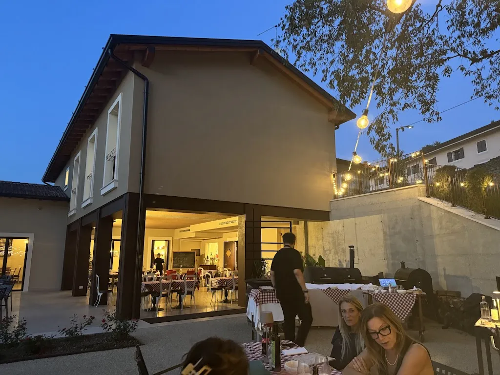 Max Giacon_Antica Hosteria al Corno_San Vito al Mantico_review