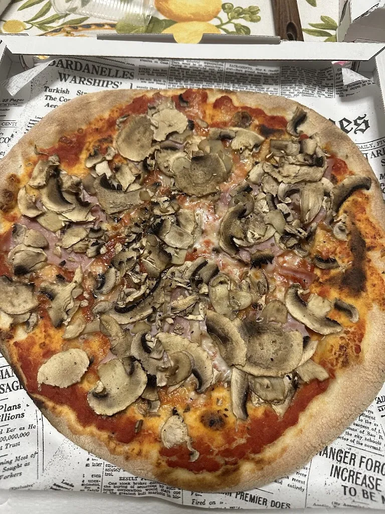 Pizzeria San Francisco_San Vito al Mantico_slider_image_2