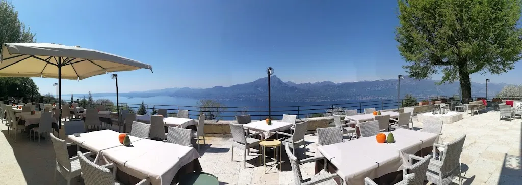 Ristorante Paradiso Imperfetto restaurant in San Zeno