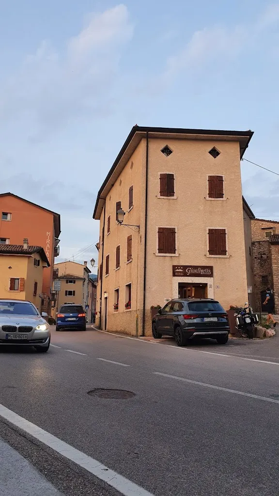 Jyotshna Bhandari_Hotel Giardinetto_San Zeno di Montagna_review