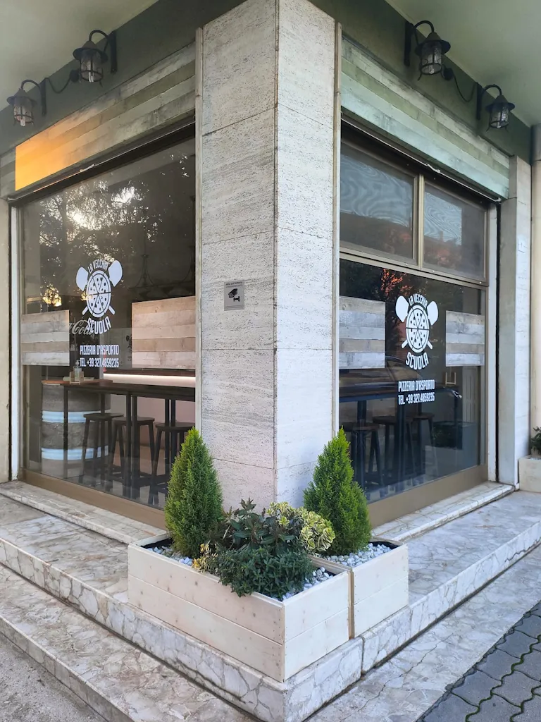 La Vecchia Scuola restaurant in Sanguinetto