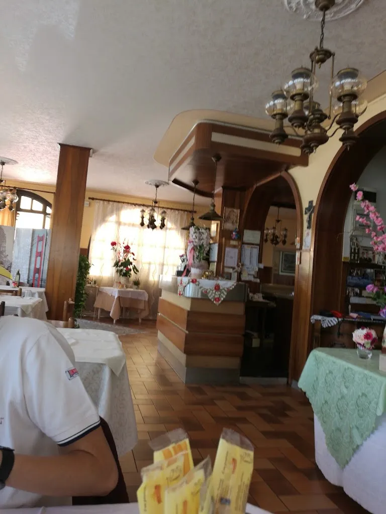 MATTIA VOLPATO _Rio Bianco Sas Ristorante Bar Hotel_Santa Giustina in Colle_review