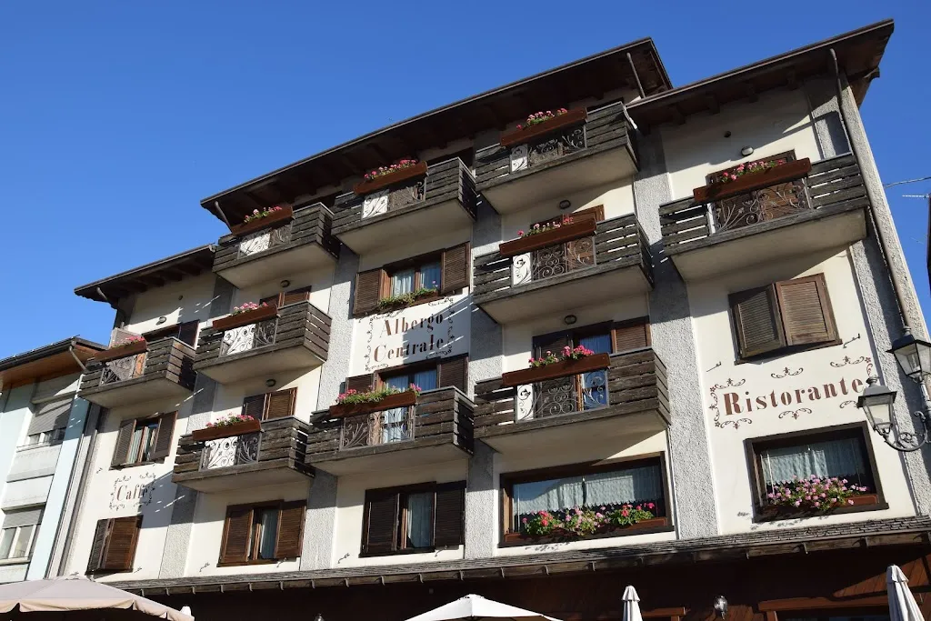 Albergo Centrale di Buzzo Gino & C. S.N.C. restaurant in Santo Stefano di Cadore