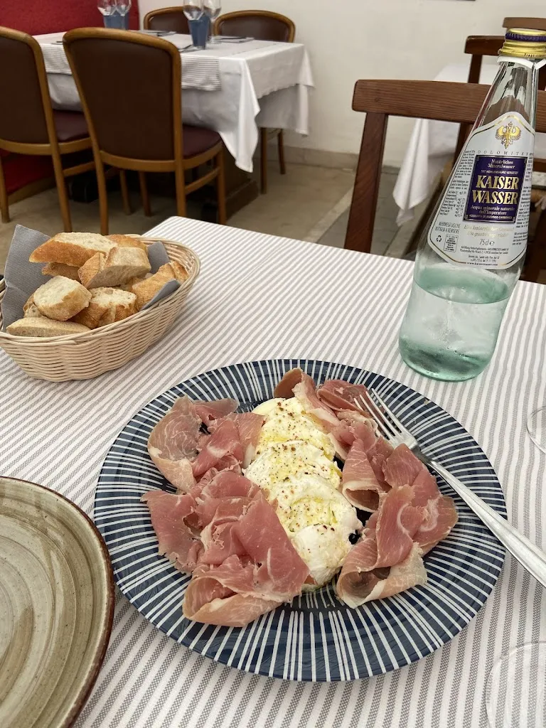 Dmitrii Nikolaev_Trattoria Al Porton da Marco_Santa Giustina_review