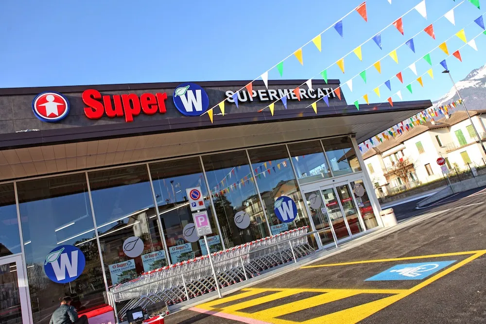 Super W restaurant in Santa Giustina