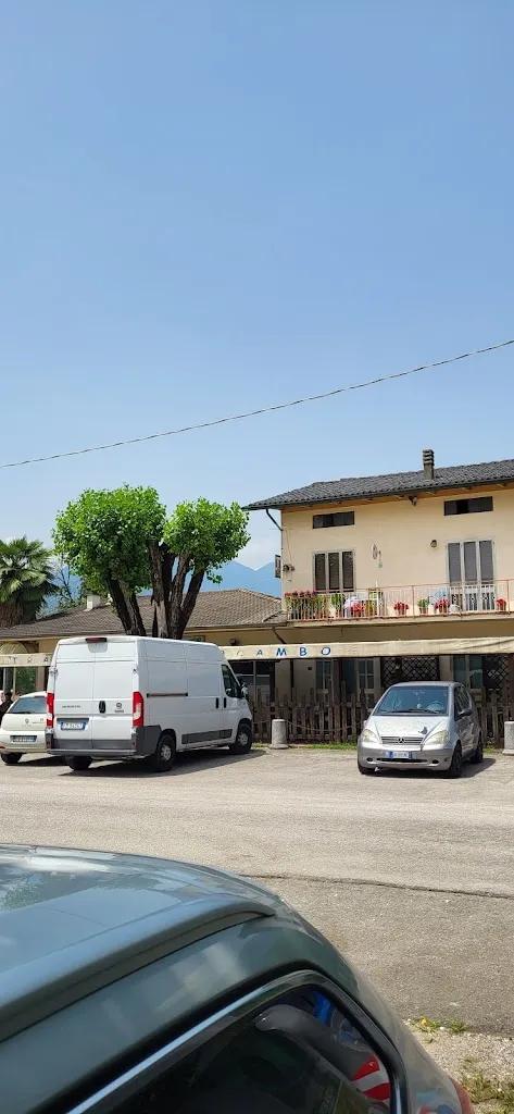 Luca Di Giusto _Trattoria Birreria Mocambo Sas_Santorso_review