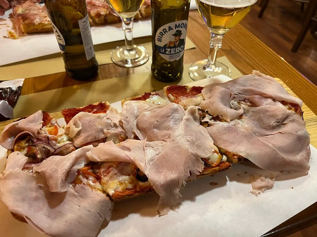 Millybar_Santorso_slider_image_2