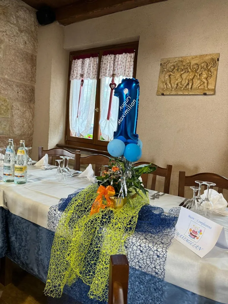 Laura Cera_Trattoria - Albergo 