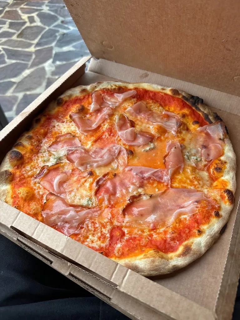 James Weston_Baita Flora Alpina_Selva di Cadore_recensione