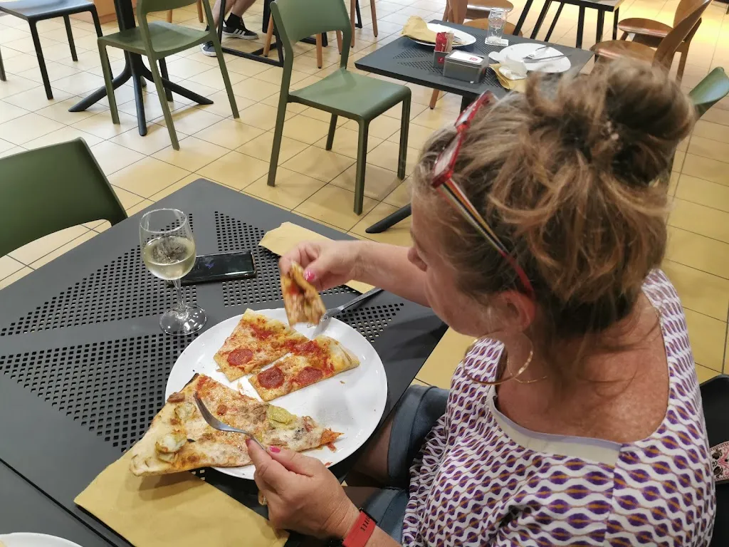 Marc Sickel_Ubi's Pizza_Sedico_review