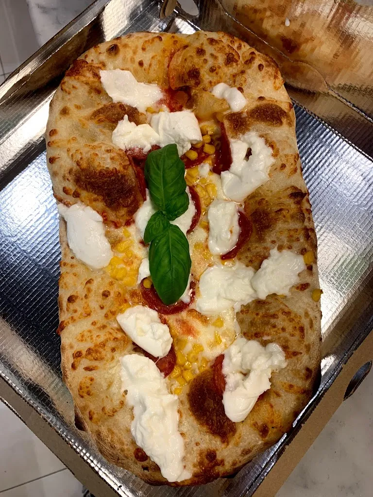 MY Pizza_Sedico_slider_image_2