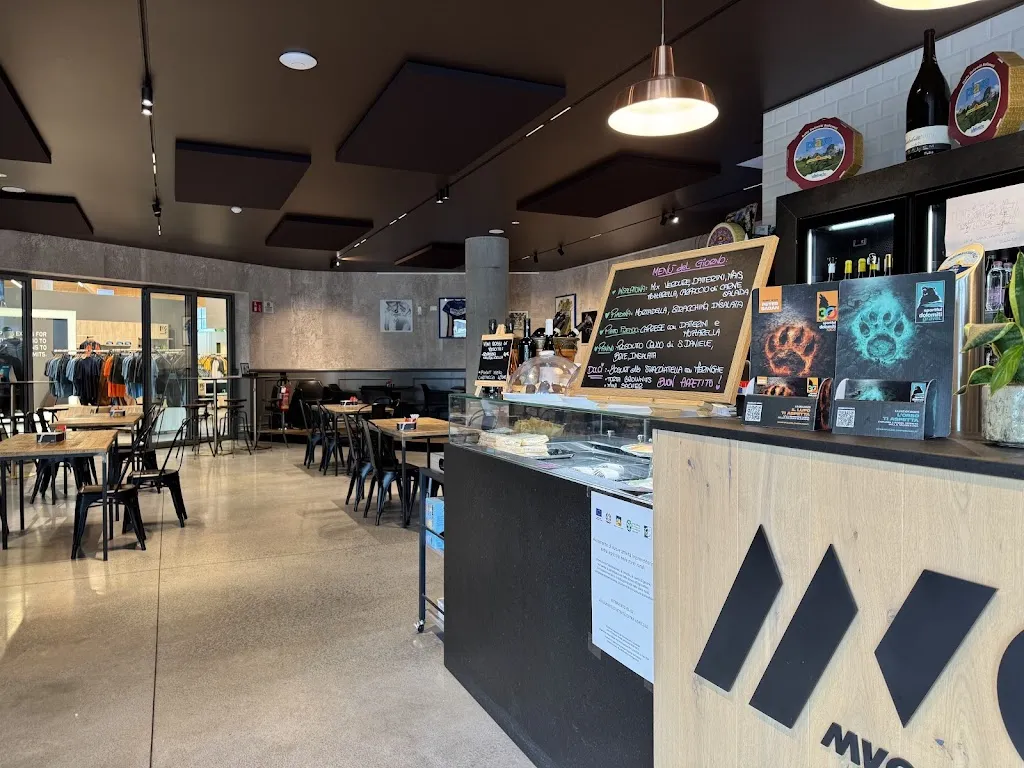 MVC Sport Lounge restaurant in Seren del Grappa