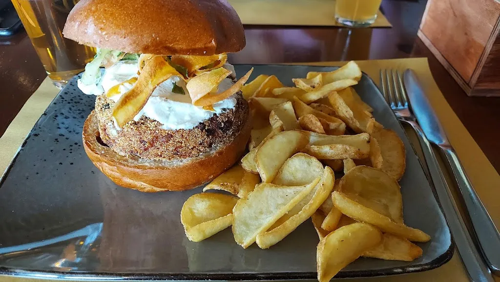 Zuzanna Poskrobko_Colonial Inn SILEA - Burgers & Steaks_Silea_review