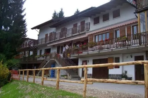 Al Camoscio Croce D'Aune_Sovramonte_slider_image_3