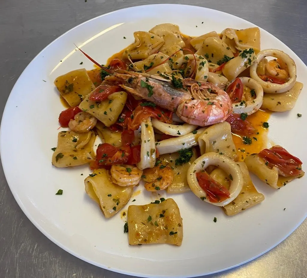 Ristorante Pizzeria da Partenope_Solesino_slider_image_2