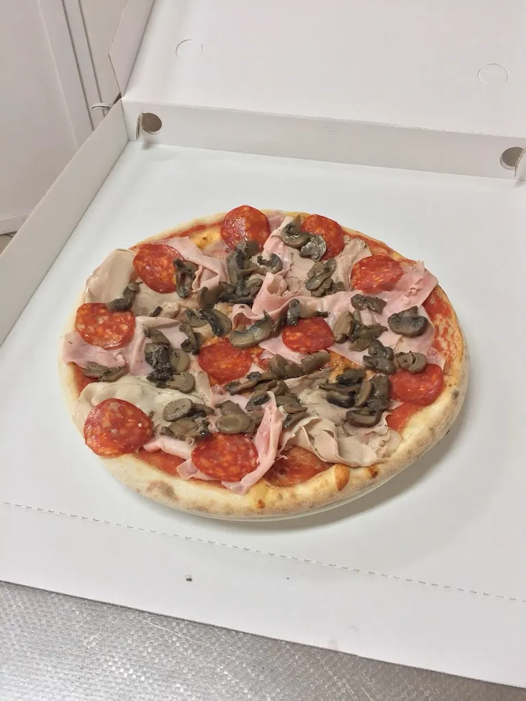 Menu_Pizzeria Gustami' Di Damiano Cavestro_Solesino_image_7