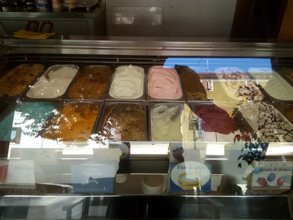 Pizzeria E Gelateria Da Pierina_Stallavena-Lugo_slider_image_2