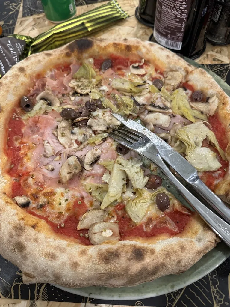Lois Arbogast_Pizzeria Trattoria La Sosta_Sommacampagna_review