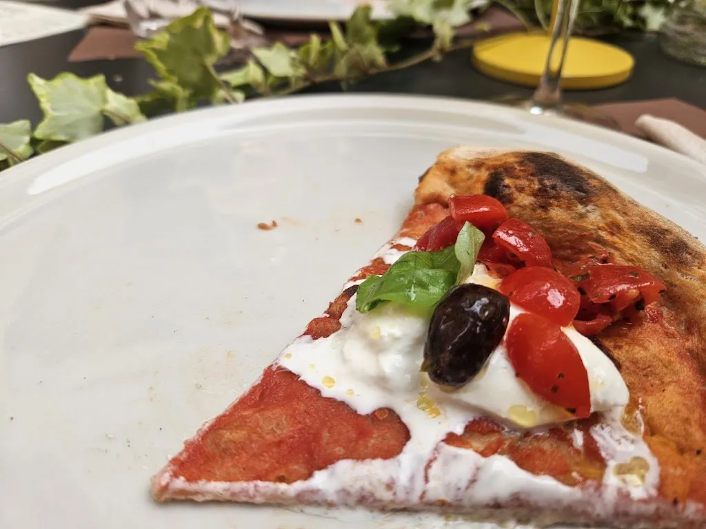 Stefanie Domzig_Pizza Punto E A Capo_Sommacampagna_review