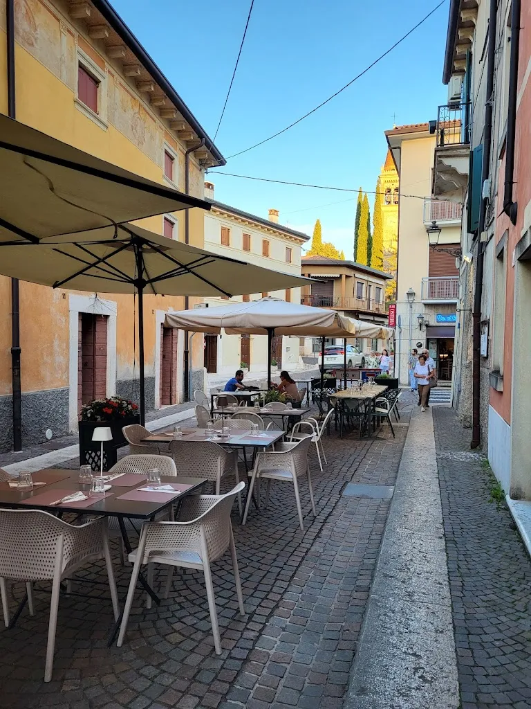 Pizza Punto E A Capo_Sommacampagna_slider_image_3