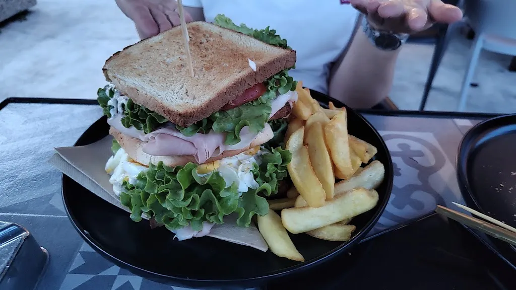 Davide Cantarella_Faccio's bar_Sommacampagna_recensione