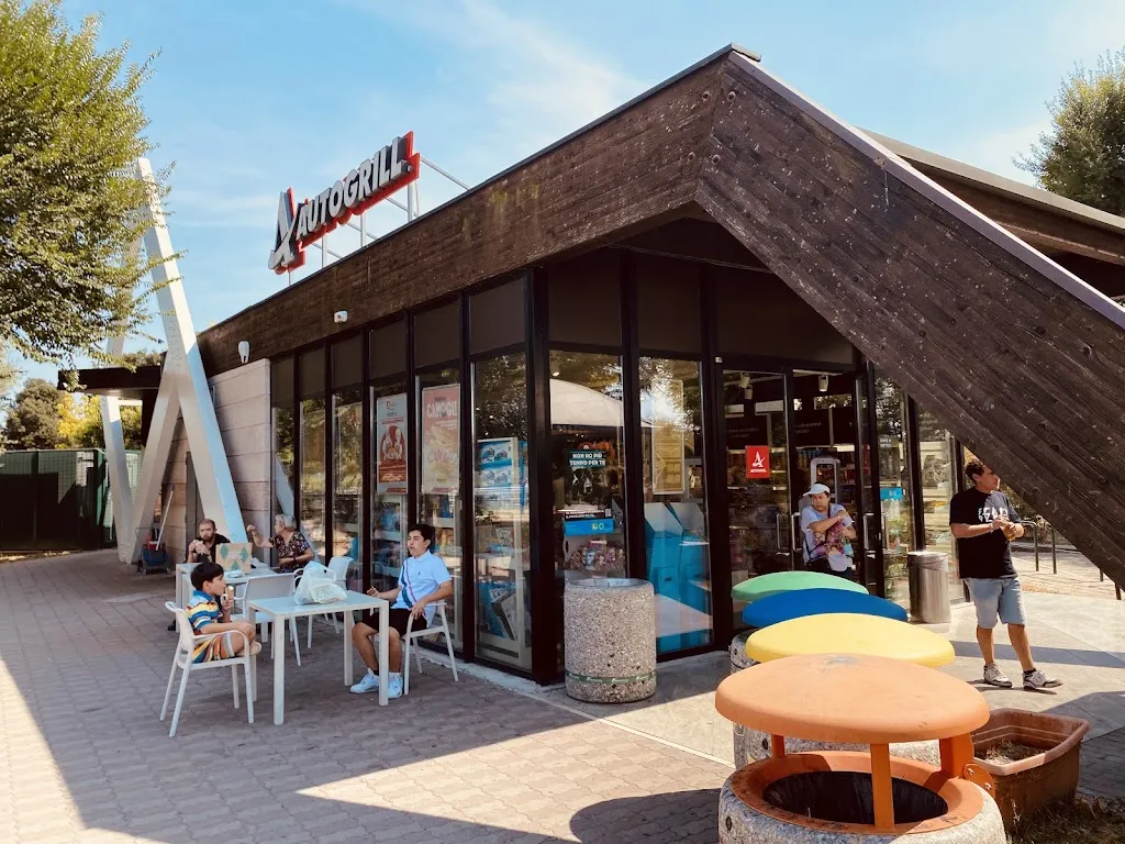 Autogrill Val di Sona Est restaurant in Sommacampagna