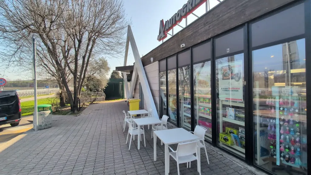 Autogrill Val di Sona Est_Sommacampagna_slider_image_2