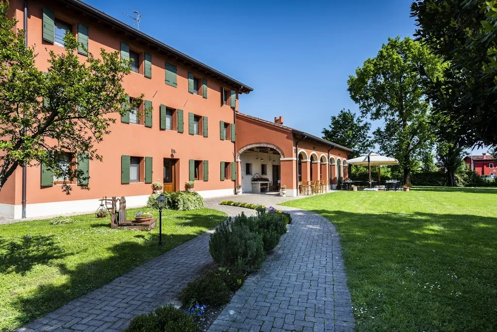 Agriturismo Noiari restaurant in Summaga