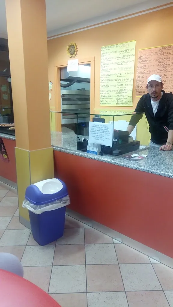 Pizza & Co. Role Di Marx Gabrielle Snc_Summaga_slider_image_3