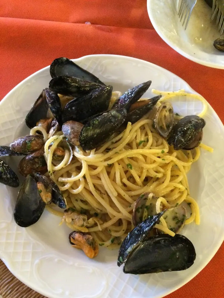 Bar Trattoria l'Alambicco_Taggì_slider_image_2