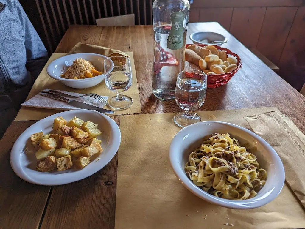 Nicolò Mazzucato_Capanna Genziana Cansiglio_Tambre_review