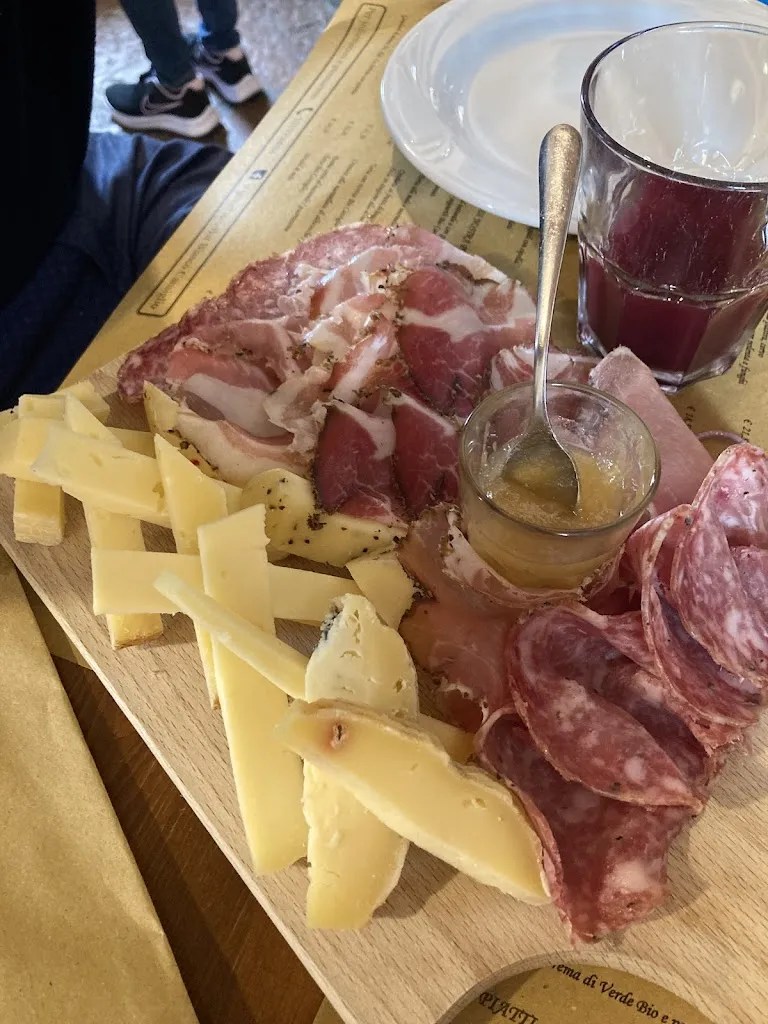 Dora Klimesova_Centro Caseario e Agrituristico Tambre Spert Cansiglio - Bar Bianco_Tambre_review