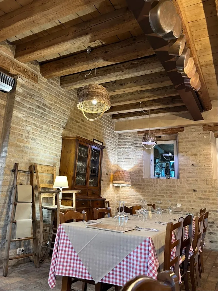 Pizzeria al Tajer restaurant in Teglio Veneto