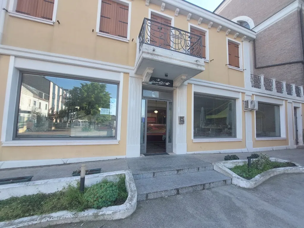 Diana Danila_Pizzeria Al Campanile_Taglio di Po_review