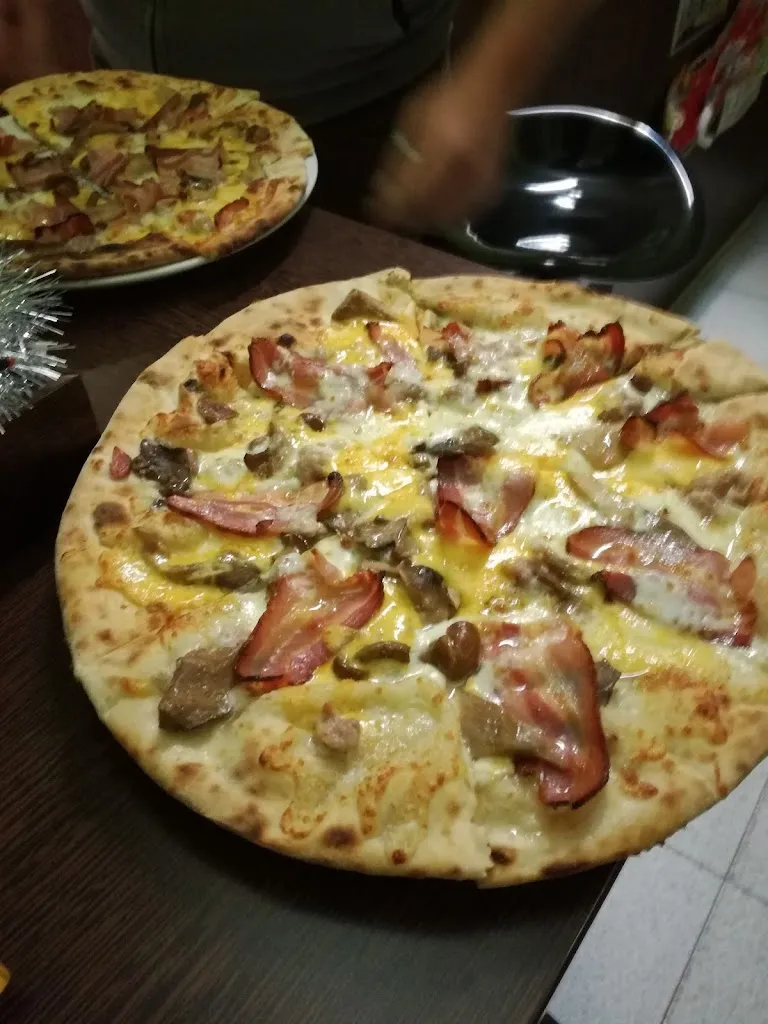 Pizzeria Aurora Di Nardin Dario_Terrassa Padovana_slider_image_2