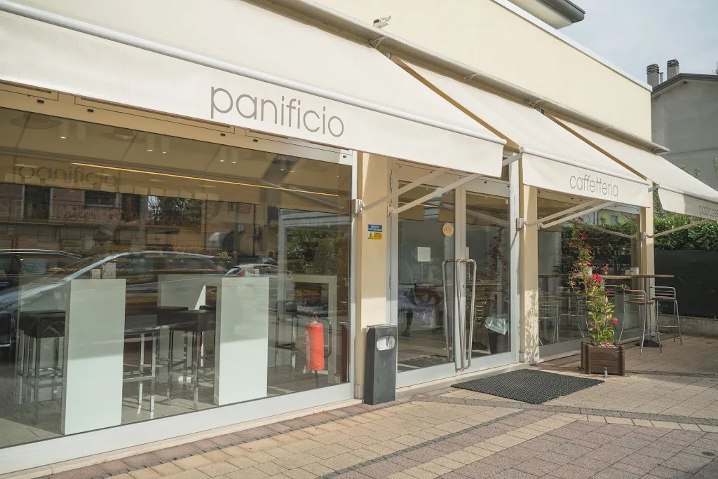 Sarto Spiga d'Oro - Pasticceria Panificio restaurant in Tombelle