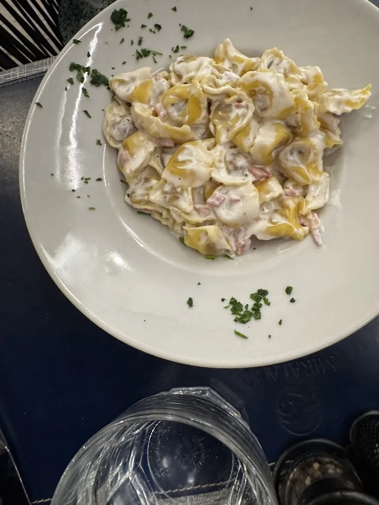 Ashley I_Miralago_Torri del Benaco_review