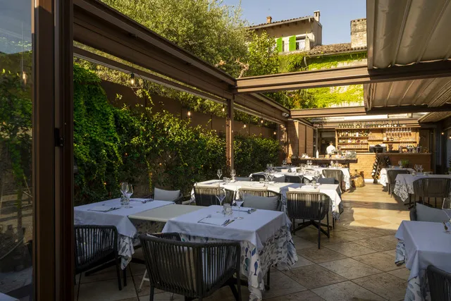 Miralago restaurant in Torri del Benaco