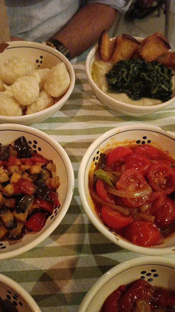 Vale Giuricin_Alchimia - Typical restaurant and drinks_Ruffano_review