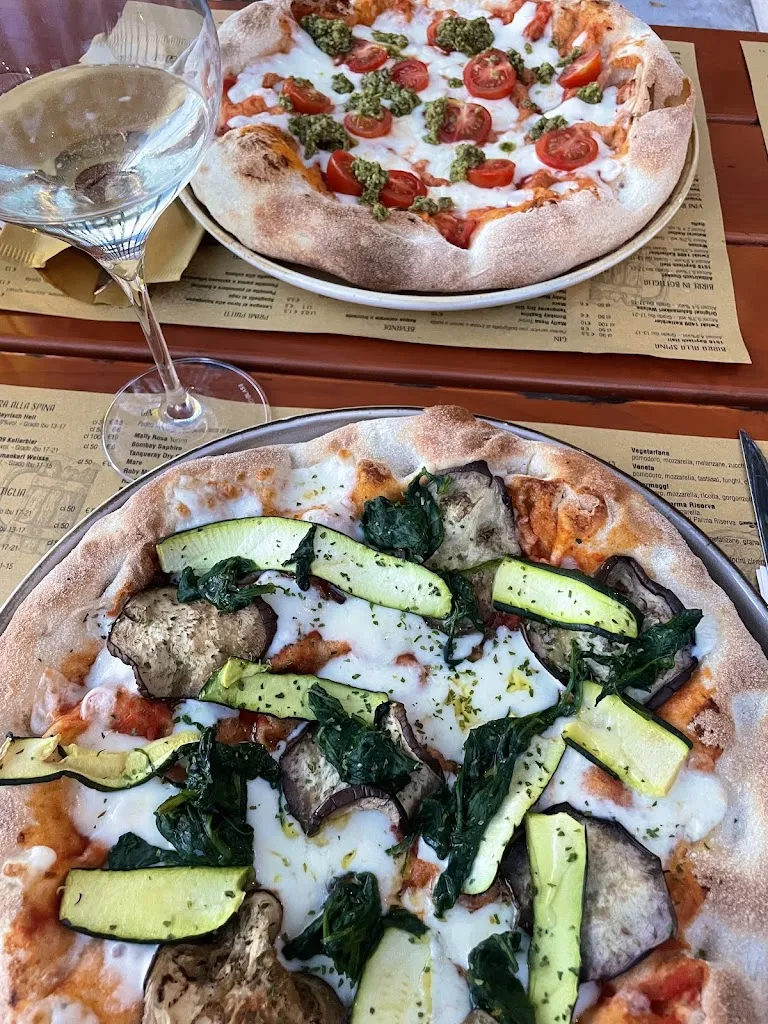 Yaëlle Assous_Allo Scudo food and drinks_Torri del Benaco_review