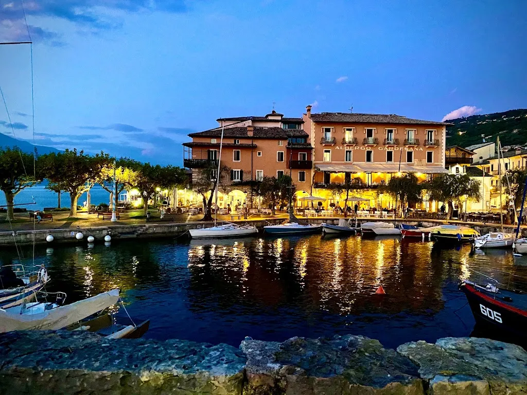 Albergo Gardesana - Residenza d'epoca_Torri del Benaco_slider_image_1