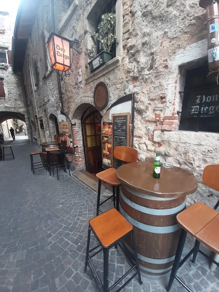 Don Diego_Torri del Benaco_slider_image_2