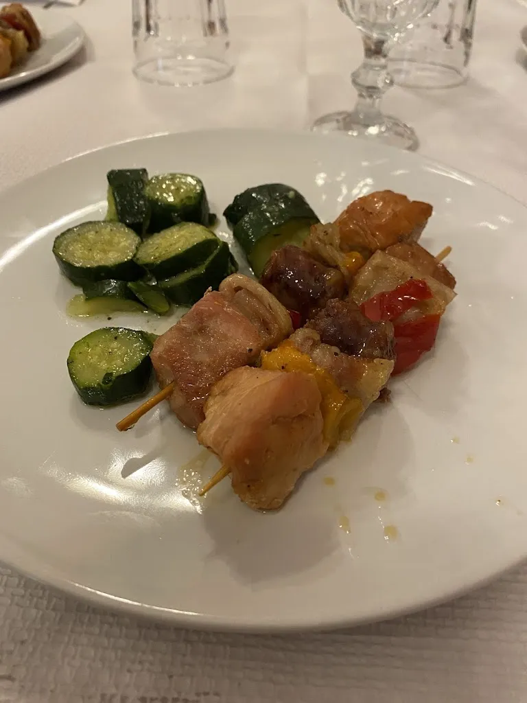 V. G._Trattoria Bar Ai Moretti - cucina tradizionale veneta_Trebaseleghe_review